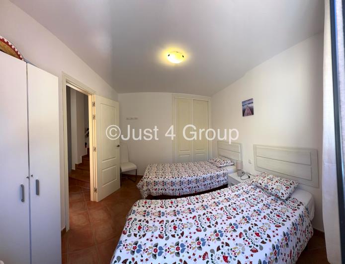 Image No.12-2 Bed Townhouse for sale