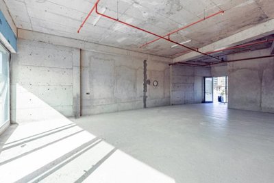 Interior 6
