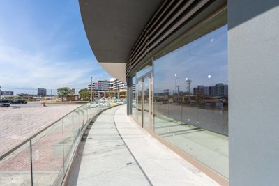 Exterior 4