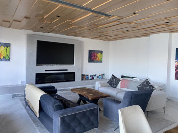 Interior 2