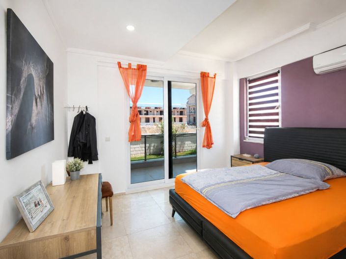 Image No.10-2 Bed Apartment for sale