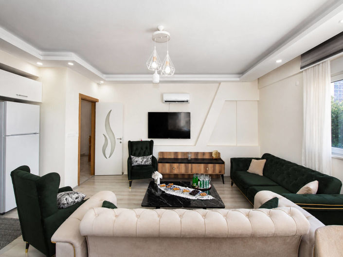 Image No.16-6 Bed Apartment for sale