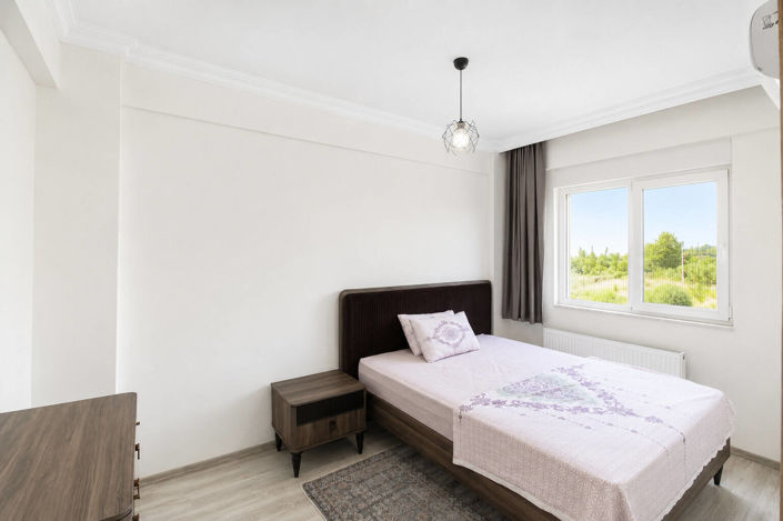 Image No.26-6 Bed Apartment for sale