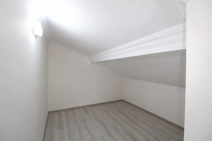 Image No.33-6 Bed Apartment for sale