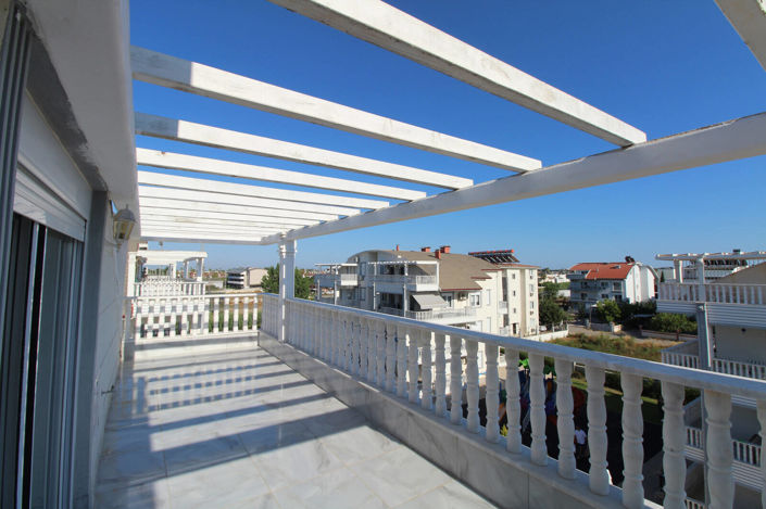 Image No.43-6 Bed Apartment for sale