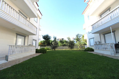 Exterior 8