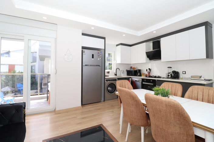 Image No.18-3 Bed Apartment for sale