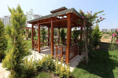 Exterior 9