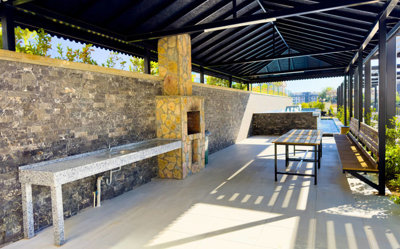 Exterior 12