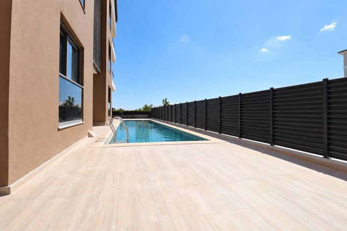 Image No.6-12 Bed House/Villa for sale