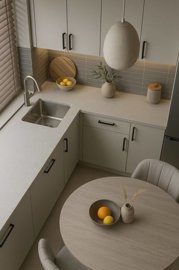 Interior 4