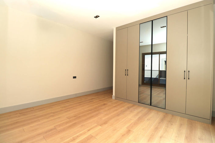 Image No.23-5 Bed House/Villa for sale
