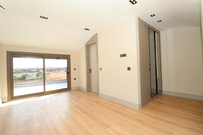 Image No.32-5 Bed House/Villa for sale