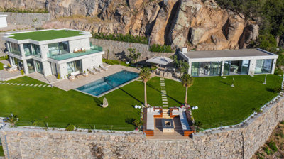 Exterior 12