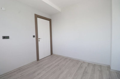 Interior 5
