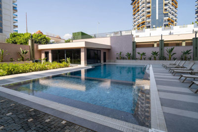 Exterior 14