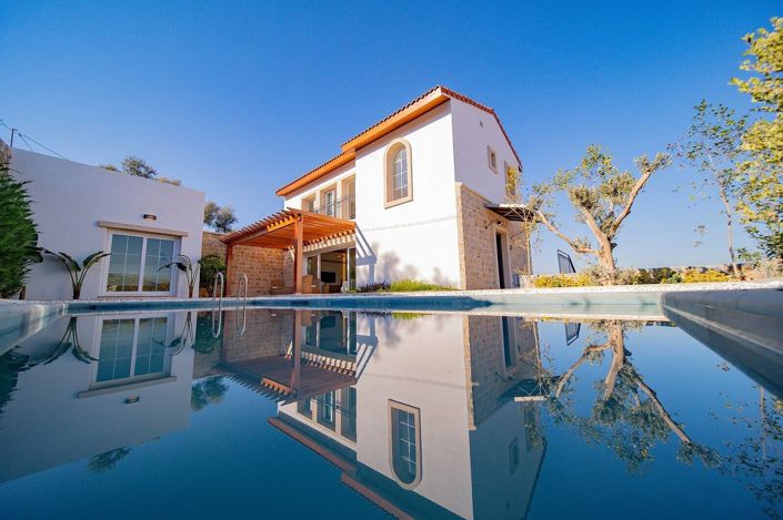 Image No.3-2 Bed House/Villa for sale