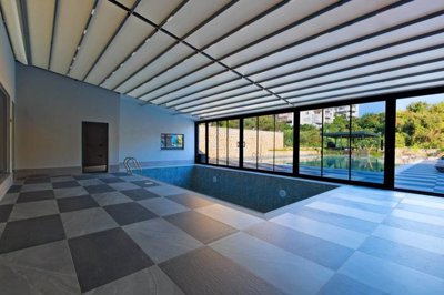 Exterior 12