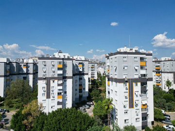 Exterior 6