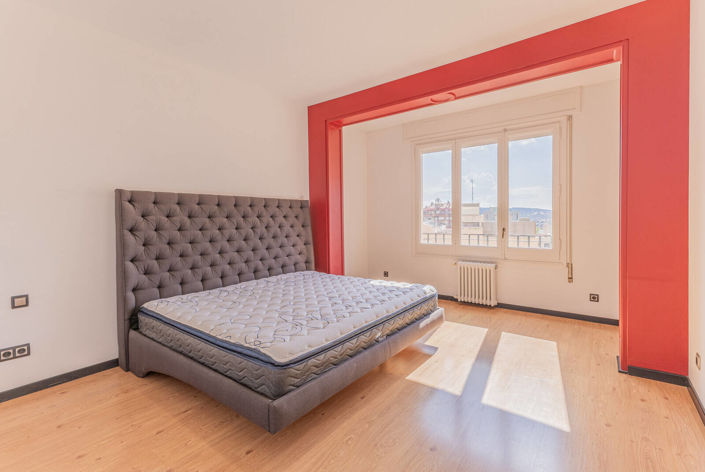 Image No.18-5 Bed Apartment for sale