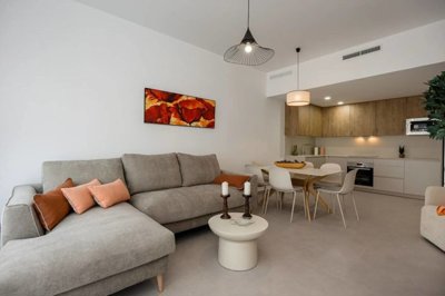Interior 3