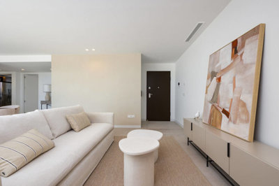 Interior 2