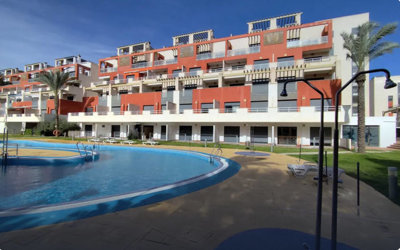 Exterior 3