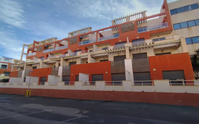 Exterior 6