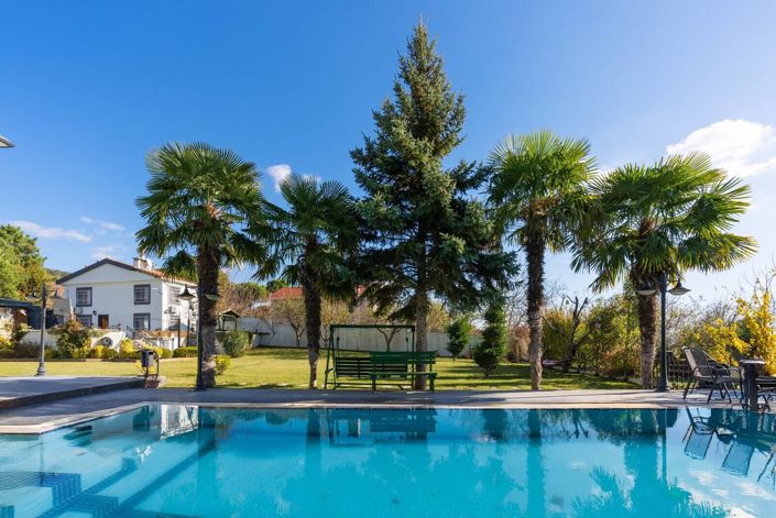 Image No.12-9 Bed House/Villa for sale