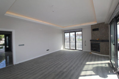 Interior 2