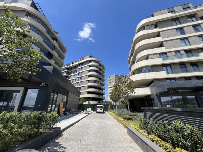 Image No.10-1 Bed Apartment for sale
