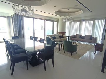 Interior 3