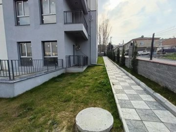Exterior 5