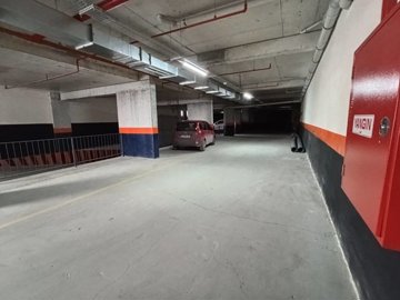 Exterior 9