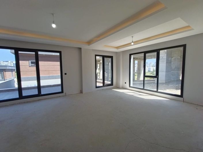 Image No.5-4 Bed House/Villa for sale