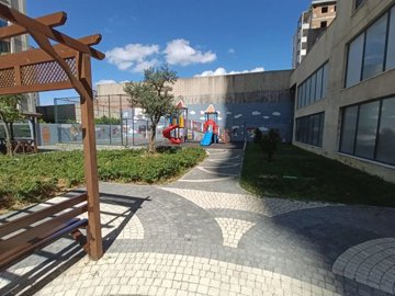 Exterior 6