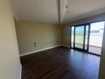 Interior 7
