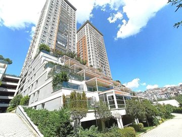 Exterior 3