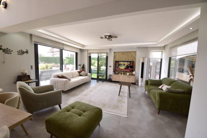 Image No.6-Villa / Independiente con 4 dormitorios en venta