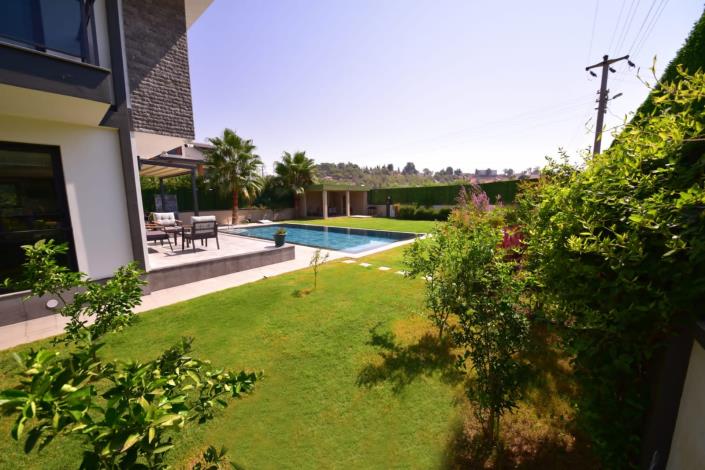 Image No.28-Villa / Independiente con 4 dormitorios en venta