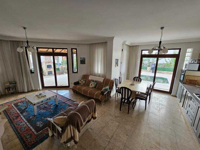 Image No.7-Villa / Détaché de 4 chambres à vendre
