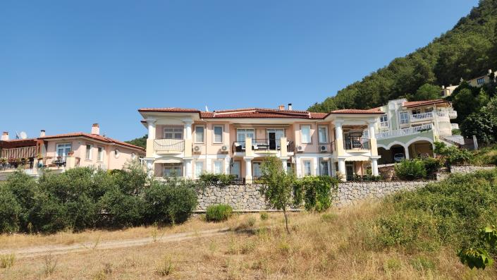 Image No.2-Duplex de 2 chambres à vendre à Uzumlu