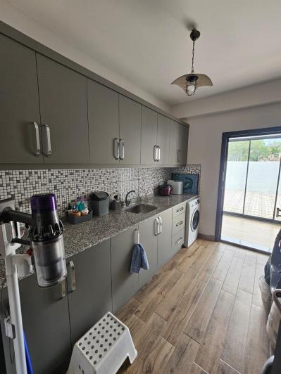 Image No.20-2 Bed Bungalow for sale