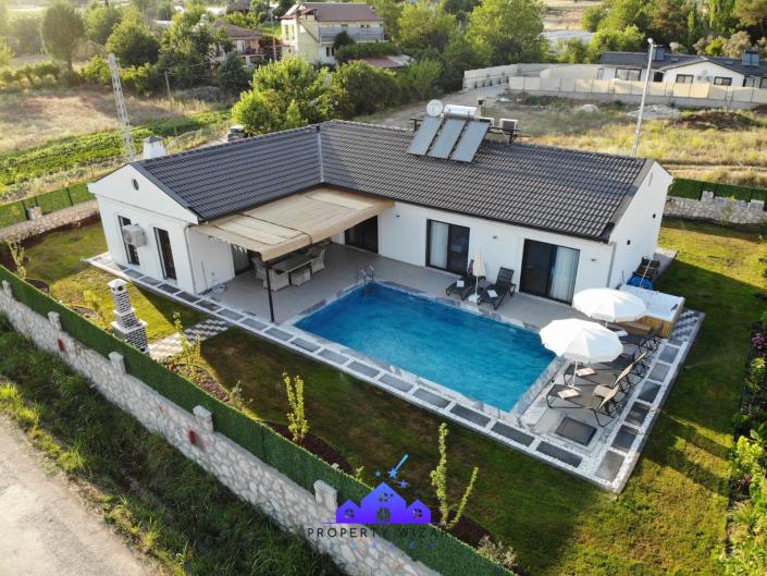 Image No.2-Villa / Détaché de 3 chambres à vendre