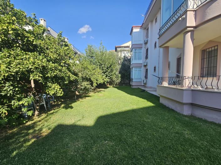Image No.20-2 Bed Apartment for sale