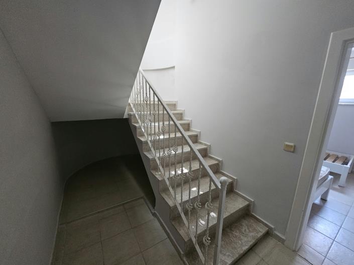 Image No.20-5 Bed Villa / Detached for sale
