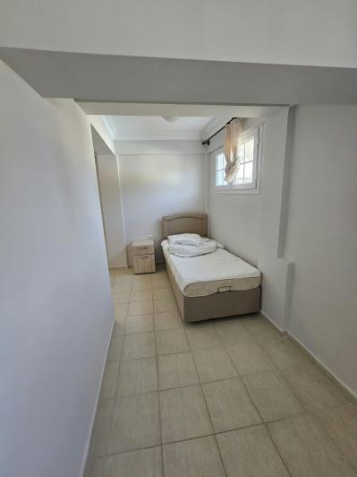 Image No.24-5 Bed Villa / Detached for sale