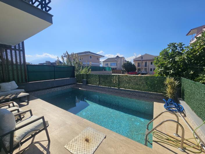 Image No.3-4 Bed Villa for sale