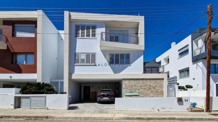 Image No.3-5 Bed House for sale