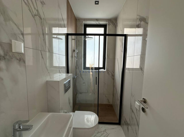Image No.10-3 Bed Apartment for sale